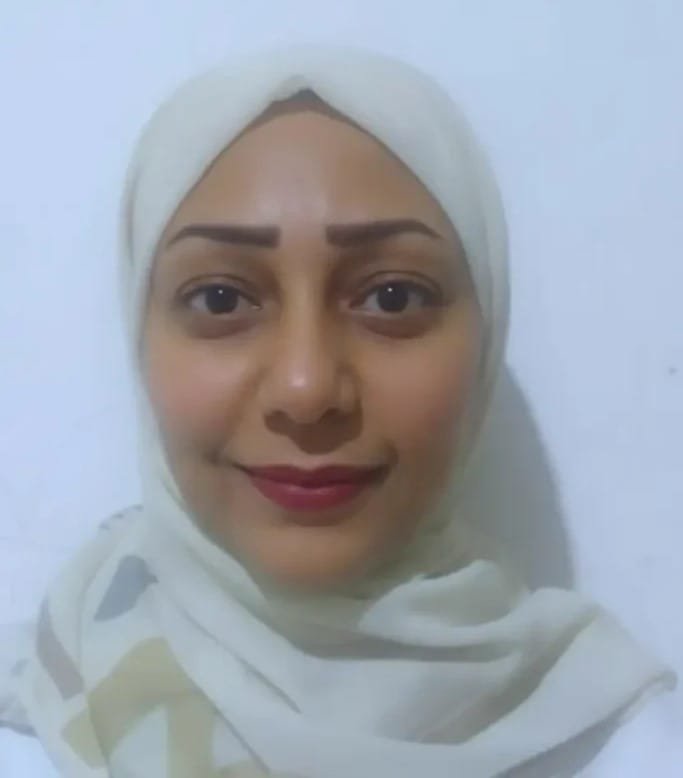حارسة بوابات الأرشفة